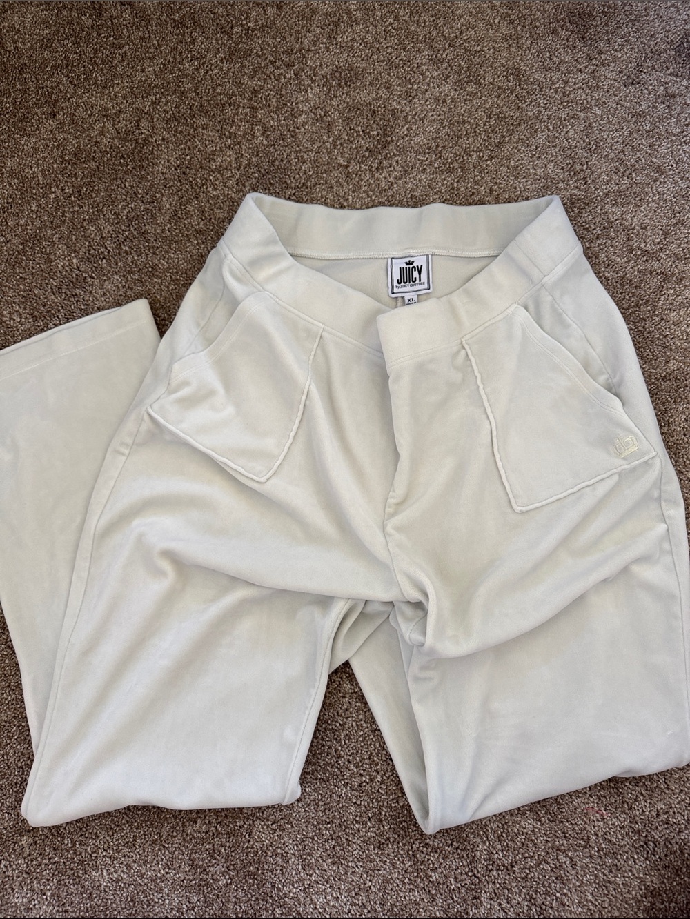 Juicy‎ Couture Straight Leg Pants in Light Cream